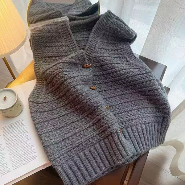 Cozy Chunky Knit Button-Up Sweater Vest - Women’s Sleeveless Gilet