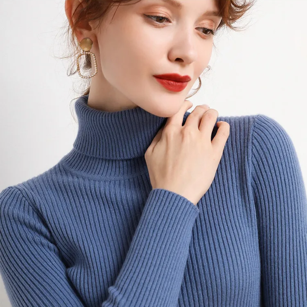 Violet | Winter-Ready Cashmere Turtleneck Sweater