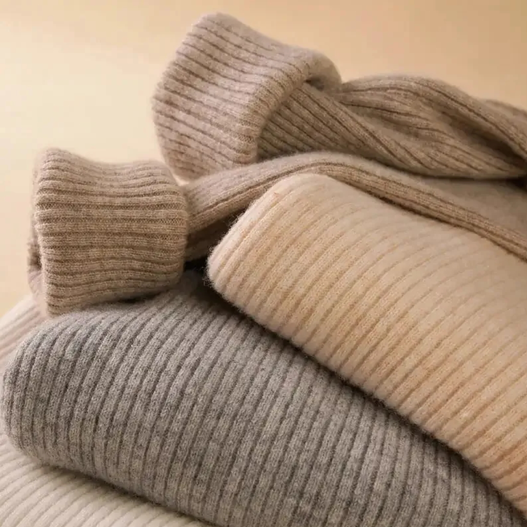 Juliette | Winter-Ready Cashmere Turtleneck Sweater